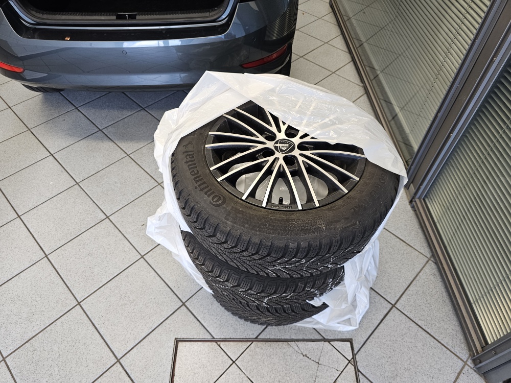 Skoda Fabia bei Hoffmann Automobile in Wolfsburg kaufen und sofort mitnehmen - Bild 3