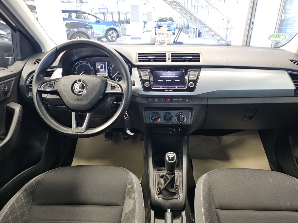 Skoda Fabia bei Hoffmann Automobile in Wolfsburg kaufen und sofort mitnehmen - Bild 6