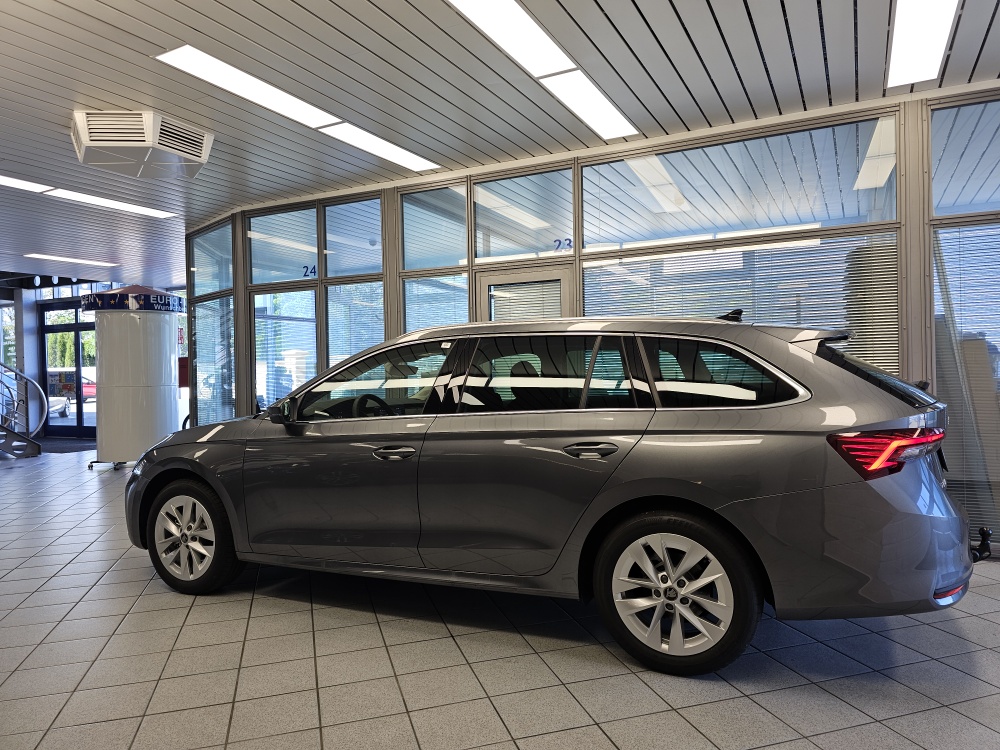 Skoda Octavia Combi bei Hoffmann Automobile in Wolfsburg kaufen und sofort mitnehmen - Bild 26