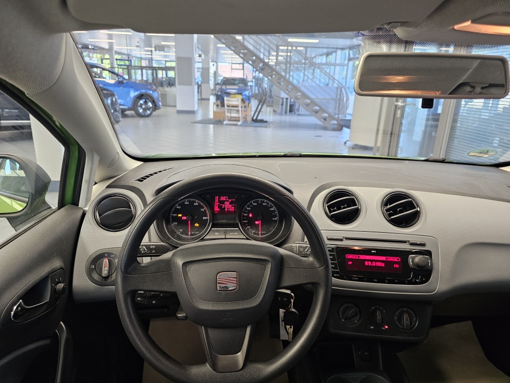 Seat Ibiza bei Hoffmann Automobile in Wolfsburg kaufen und sofort mitnehmen - Bild 13