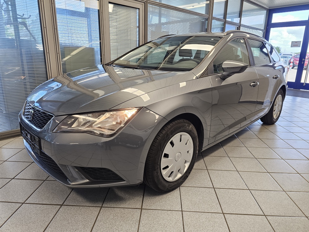 Seat Leon Sportstourer  ST bei Hoffmann Automobile in Wolfsburg kaufen und sofort mitnehmen - Bild 1