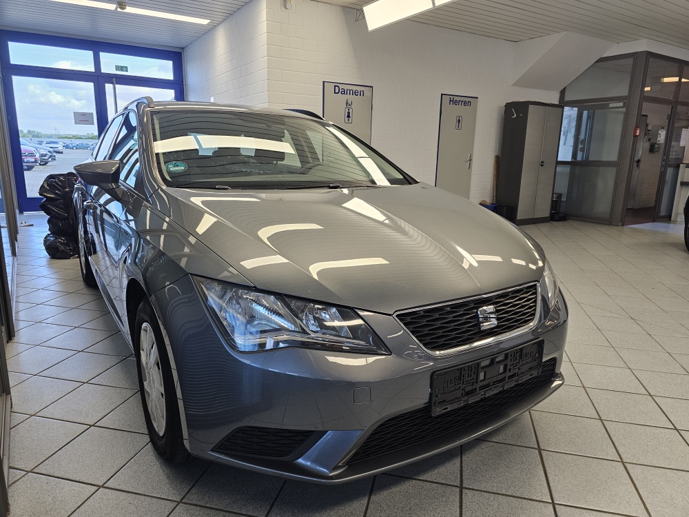 Seat Leon Sportstourer  ST bei Hoffmann Automobile in Wolfsburg kaufen und sofort mitnehmen - Bild 22