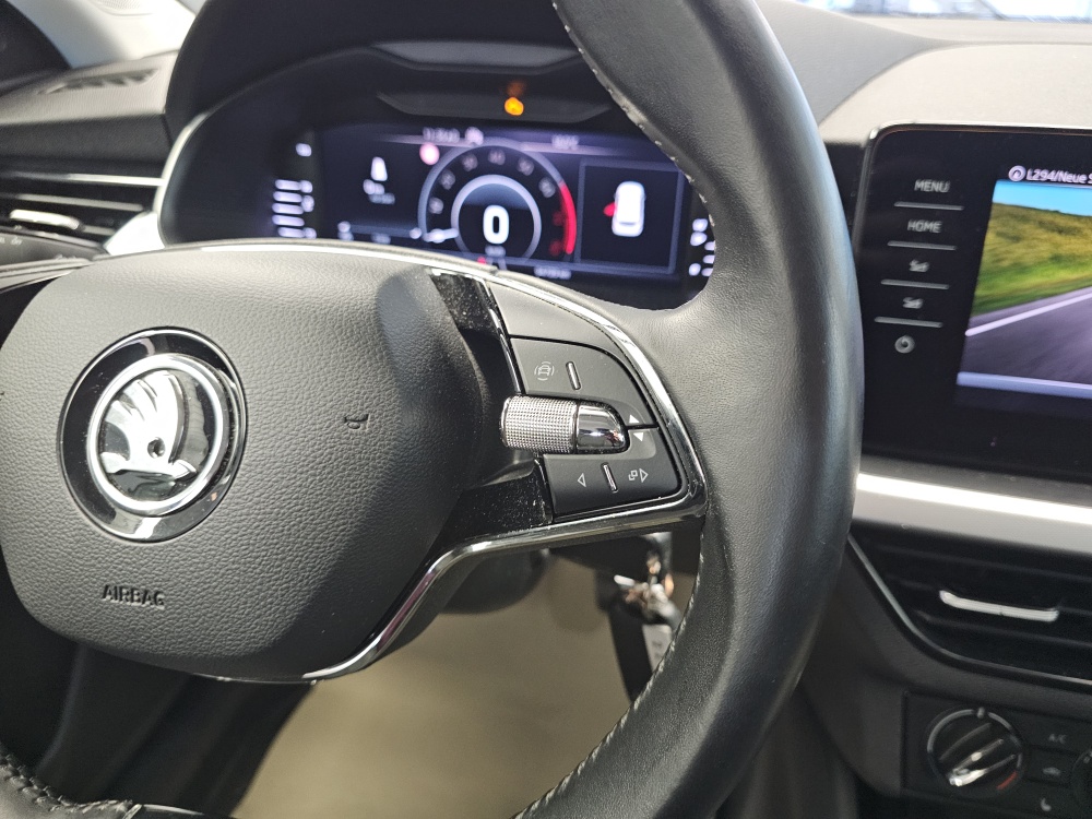 Skoda Kamiq bei Hoffmann Automobile in Wolfsburg kaufen und sofort mitnehmen - Bild 16