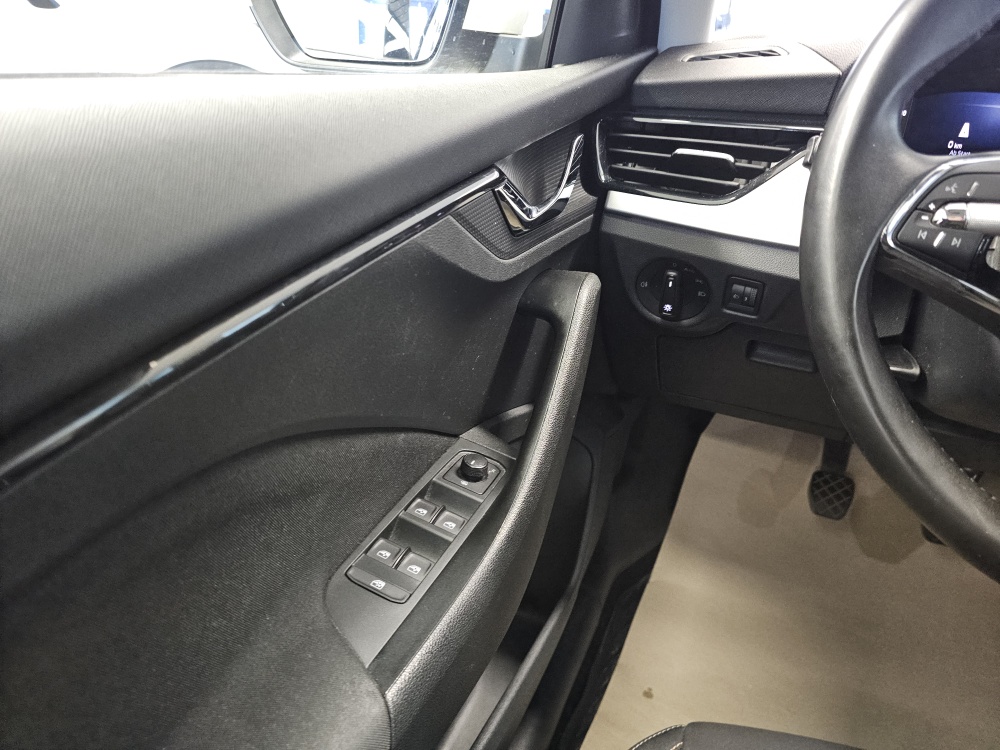 Skoda Kamiq bei Hoffmann Automobile in Wolfsburg kaufen und sofort mitnehmen - Bild 18