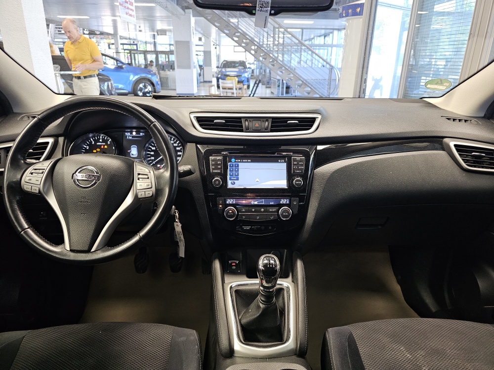 Nissan Qashqai bei Hoffmann Automobile in Wolfsburg kaufen und sofort mitnehmen - Bild 6