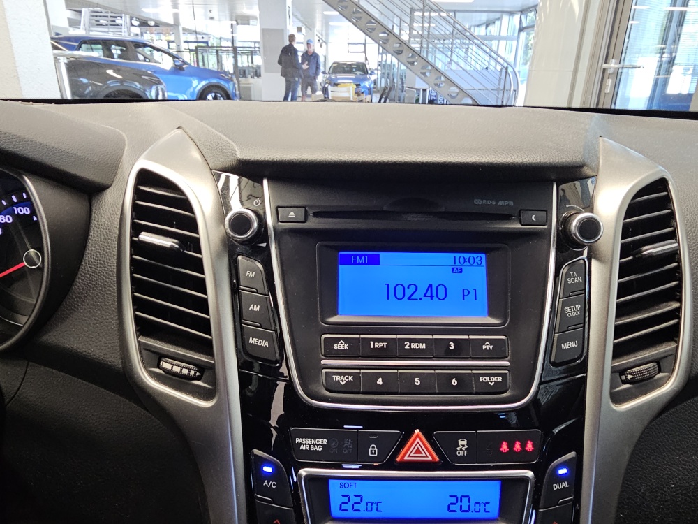 Hyundai i30 Kombi bei Hoffmann Automobile in Wolfsburg kaufen und sofort mitnehmen - Bild 9