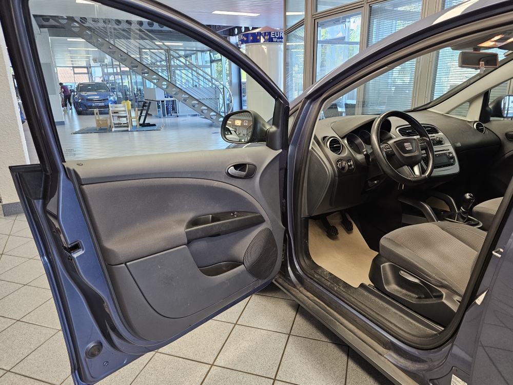Seat Altea XL bei Hoffmann Automobile in Wolfsburg kaufen und sofort mitnehmen - Bild 14