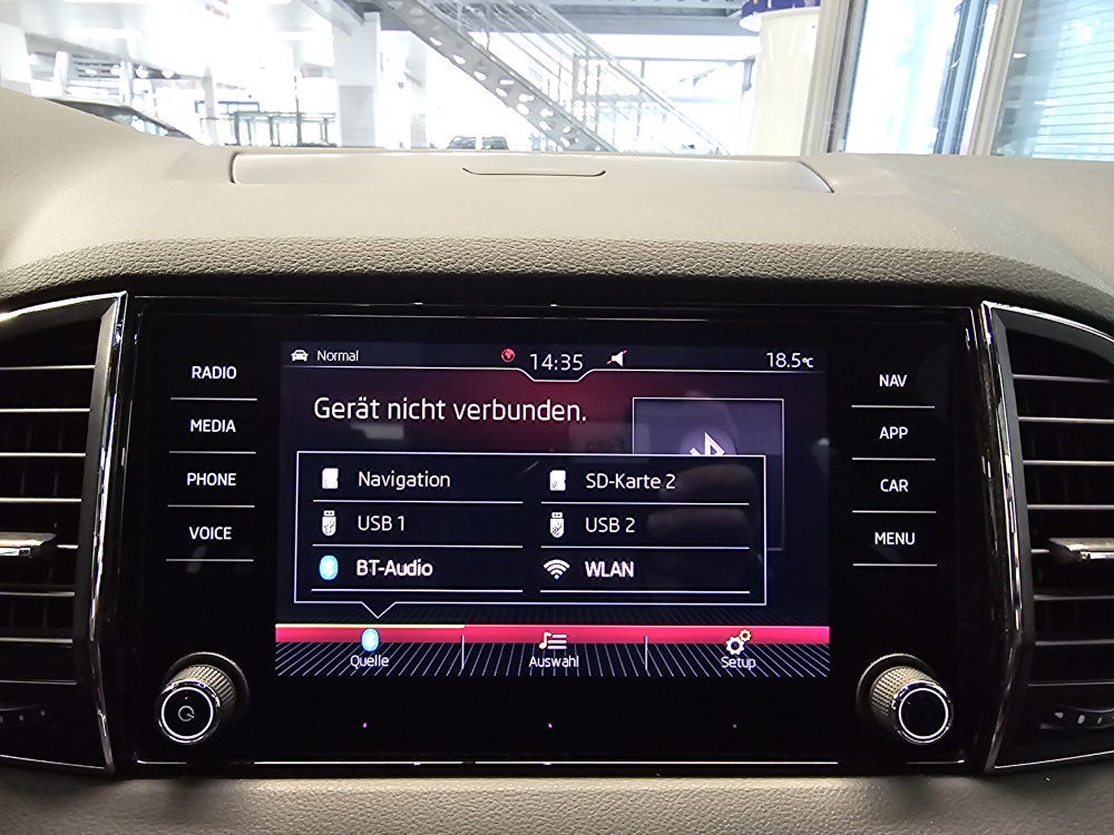 Skoda Karoq bei Hoffmann Automobile in Wolfsburg kaufen und sofort mitnehmen - Bild 16