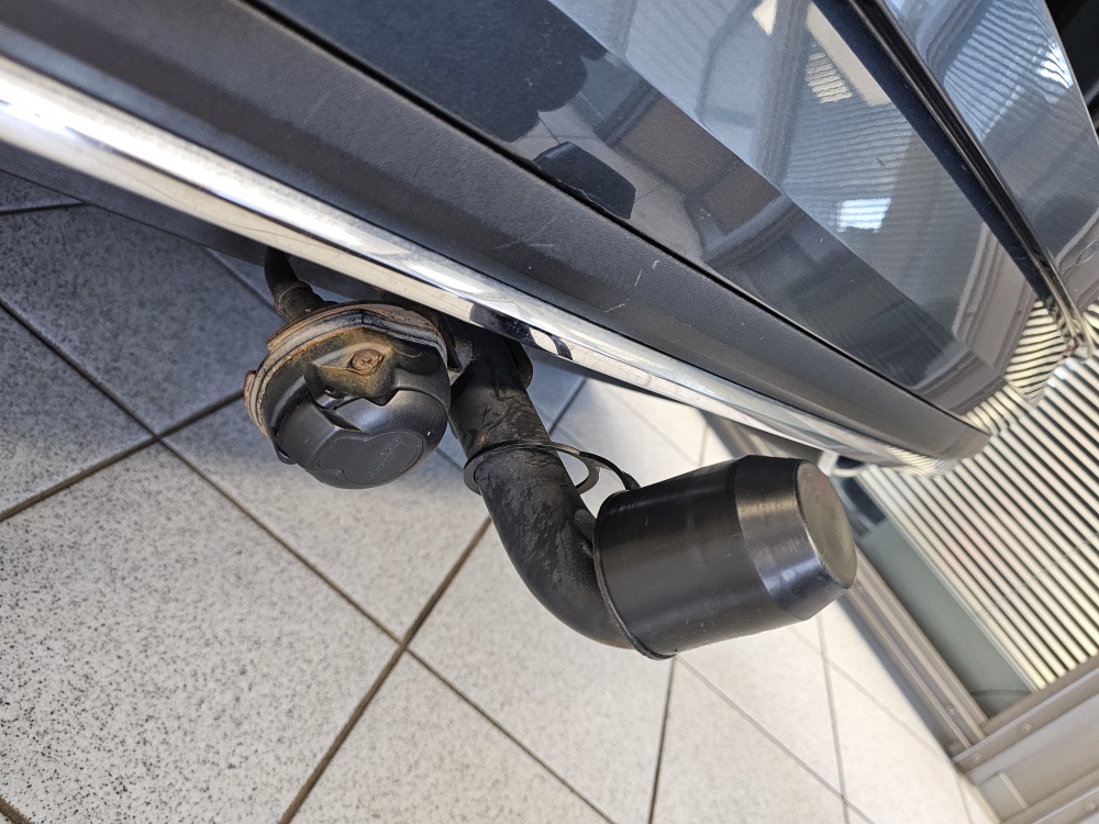 Skoda Karoq bei Hoffmann Automobile in Wolfsburg kaufen und sofort mitnehmen - Bild 4