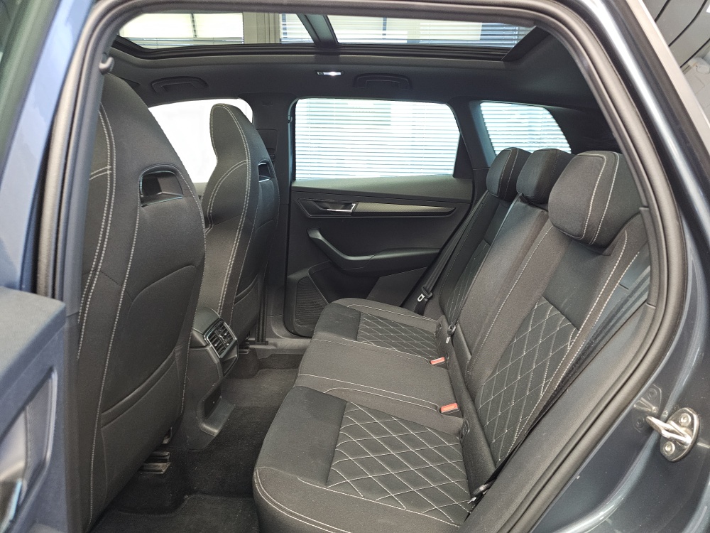 Skoda Karoq bei Hoffmann Automobile in Wolfsburg kaufen und sofort mitnehmen - Bild 8