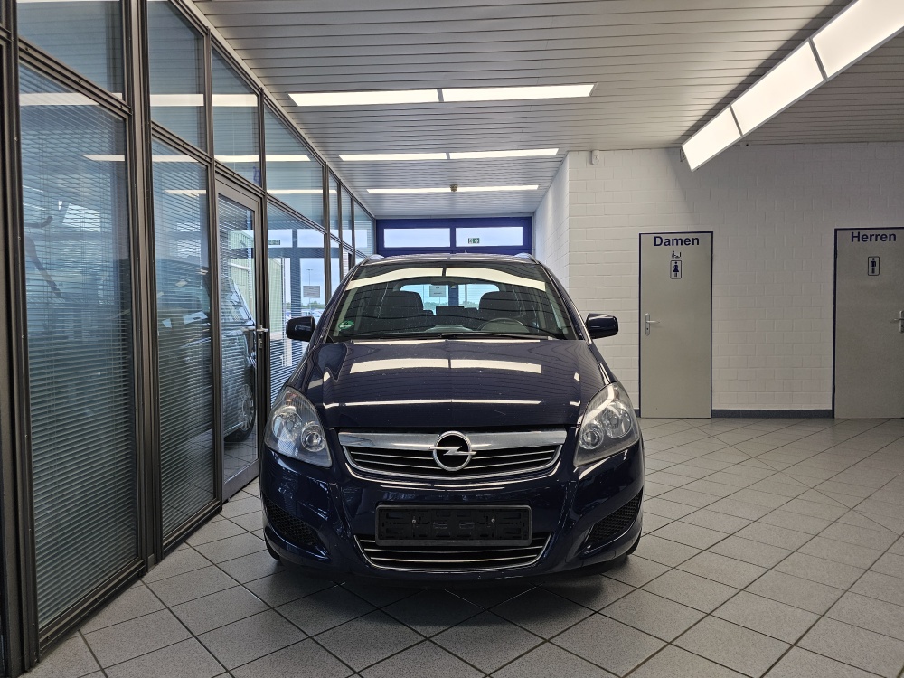 Opel Zafira bei Hoffmann Automobile in Wolfsburg kaufen und sofort mitnehmen - Bild 20