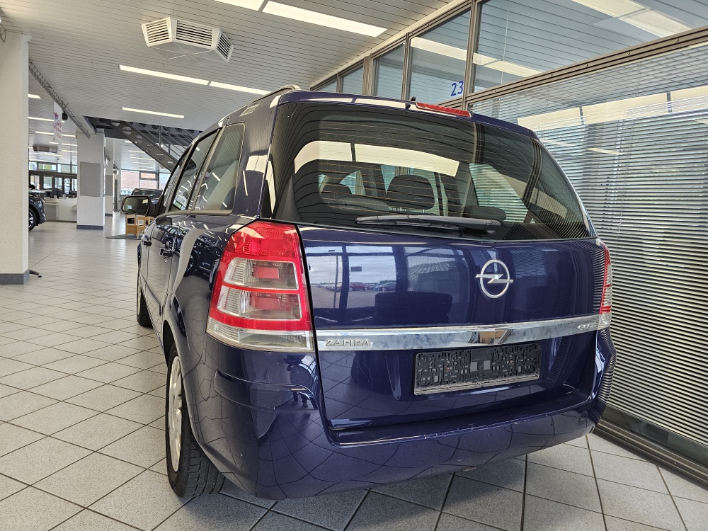 Opel Zafira bei Hoffmann Automobile in Wolfsburg kaufen und sofort mitnehmen - Bild 4