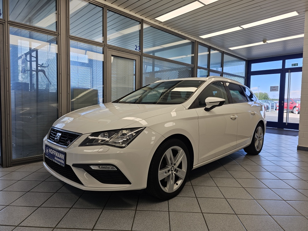 Seat Leon Sportstourer  ST FR für nur 10.900,- € bei Hoffmann Automobile in Wolfsburg kaufen und sofort mitnehmen