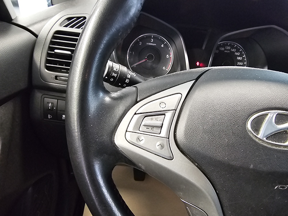 Hyundai ix20 bei Hoffmann Automobile in Wolfsburg kaufen und sofort mitnehmen - Bild 10