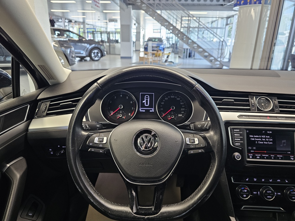 VW Passat Variant bei Hoffmann Automobile in Wolfsburg kaufen und sofort mitnehmen - Bild 19