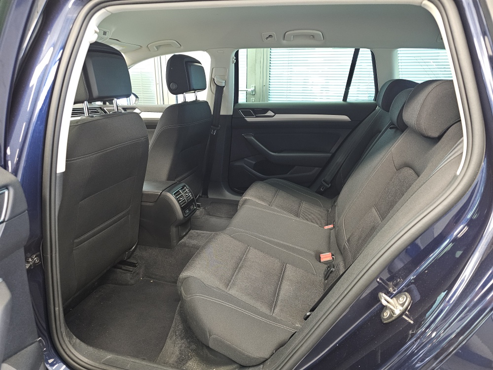 VW Passat Variant bei Hoffmann Automobile in Wolfsburg kaufen und sofort mitnehmen - Bild 4