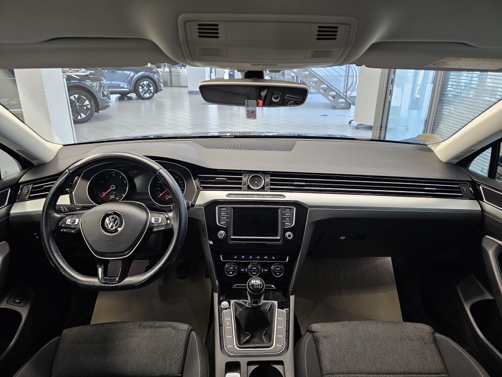 VW Passat Variant bei Hoffmann Automobile in Wolfsburg kaufen und sofort mitnehmen - Bild 5