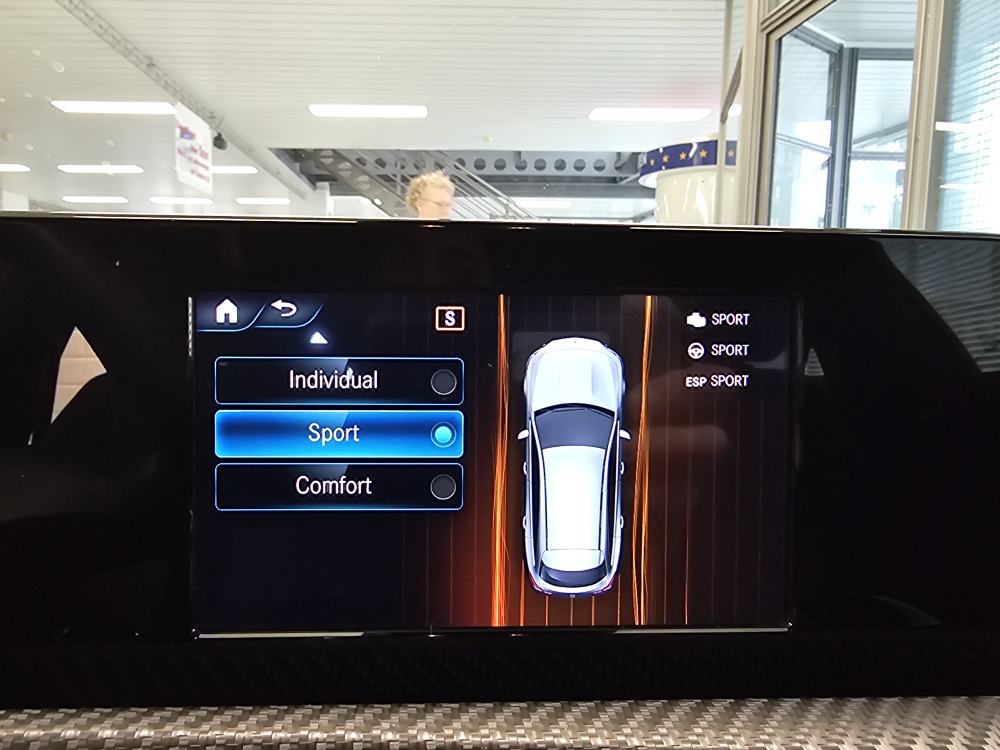 Mercedes-Benz CLA 180 Shooting Brake bei Hoffmann Automobile in Wolfsburg kaufen und sofort mitnehmen - Bild 17