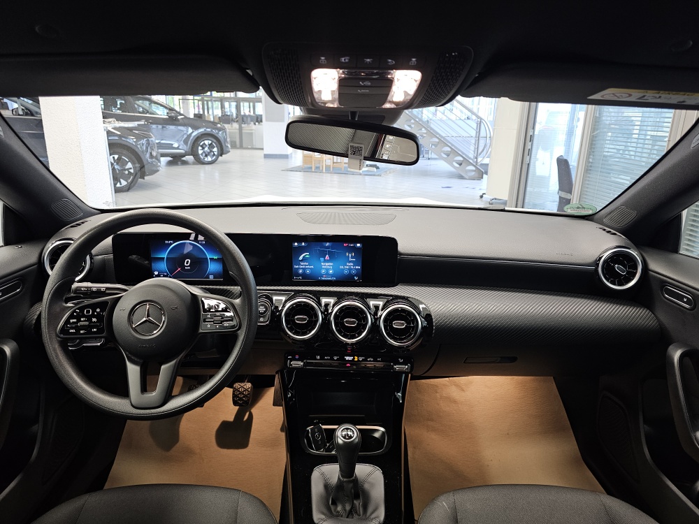 Mercedes-Benz CLA 180 Shooting Brake bei Hoffmann Automobile in Wolfsburg kaufen und sofort mitnehmen - Bild 6