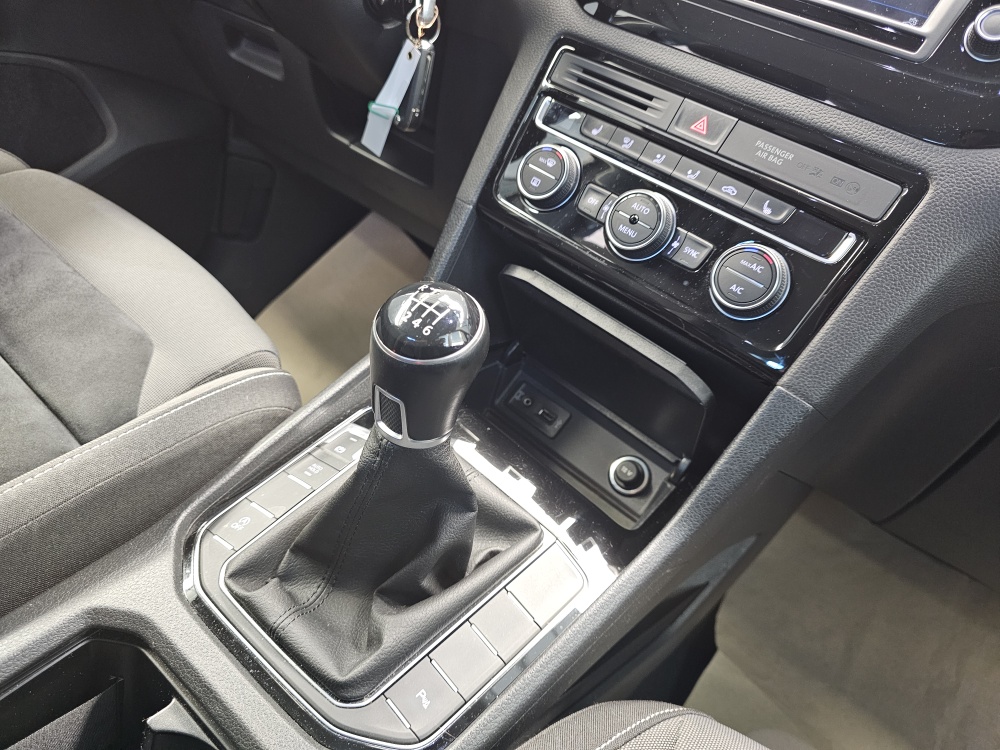 VW Golf Sportsvan bei Hoffmann Automobile in Wolfsburg kaufen und sofort mitnehmen - Bild 6