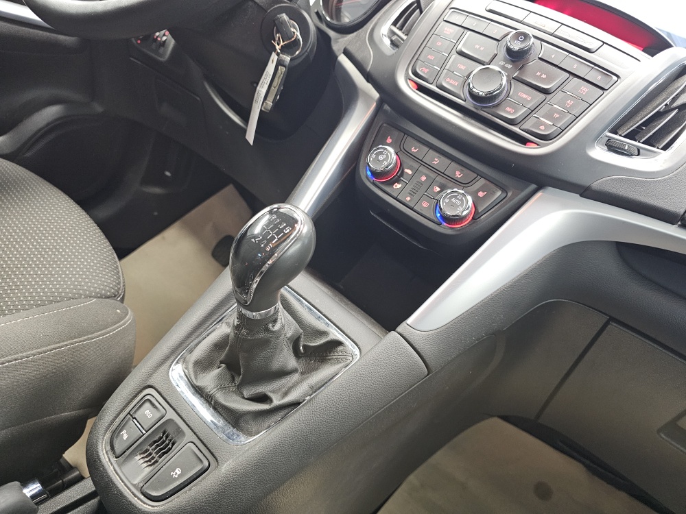 Opel Zafira Tourer bei Hoffmann Automobile in Wolfsburg kaufen und sofort mitnehmen - Bild 9