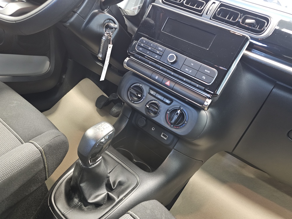 Citroen C3 bei Hoffmann Automobile in Wolfsburg kaufen und sofort mitnehmen - Bild 6