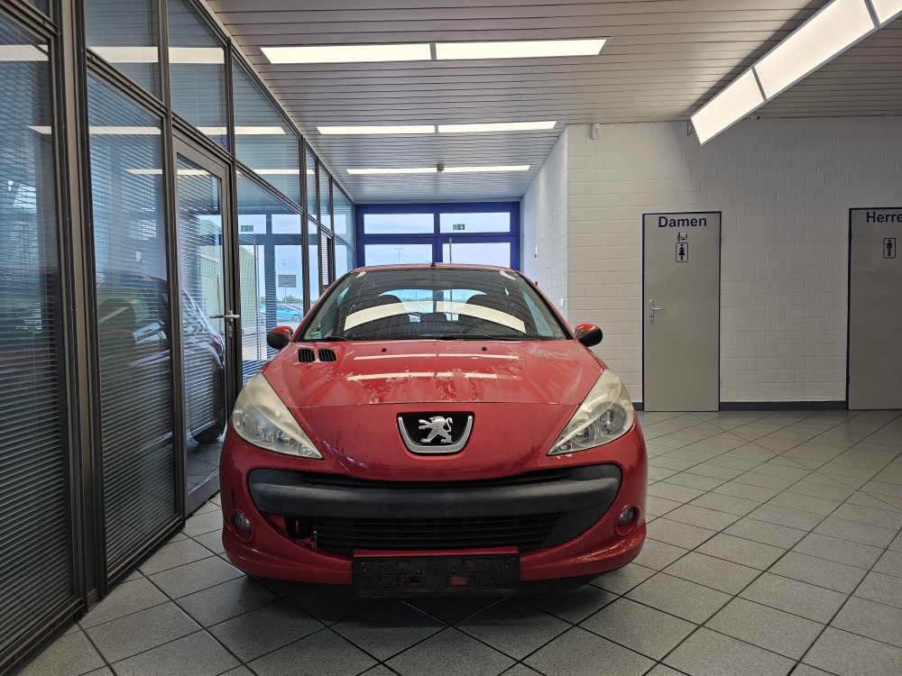 Peugeot 206 bei Hoffmann Automobile in Wolfsburg kaufen und sofort mitnehmen - Bild 11