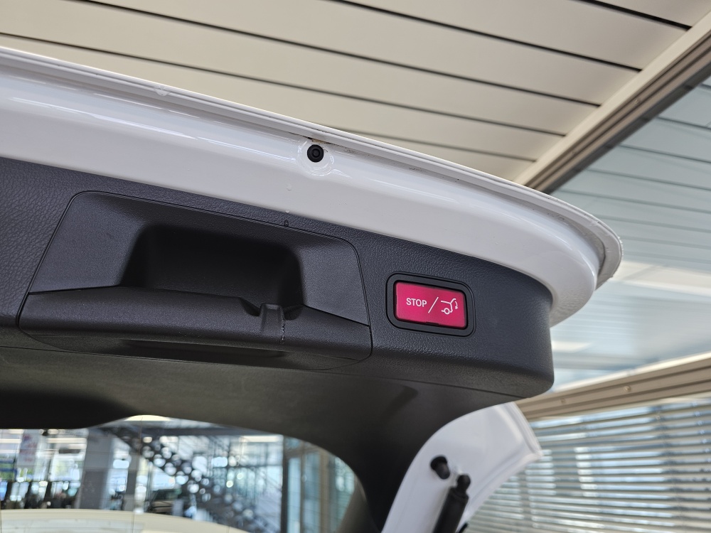 Mercedes-Benz EQA 250+ bei Hoffmann Automobile in Wolfsburg kaufen und sofort mitnehmen - Bild 4