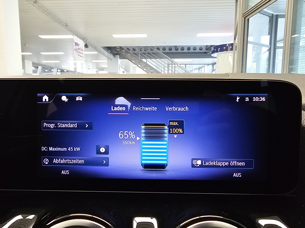 Mercedes-Benz EQA 250+ bei Hoffmann Automobile in Wolfsburg kaufen und sofort mitnehmen - Bild 15