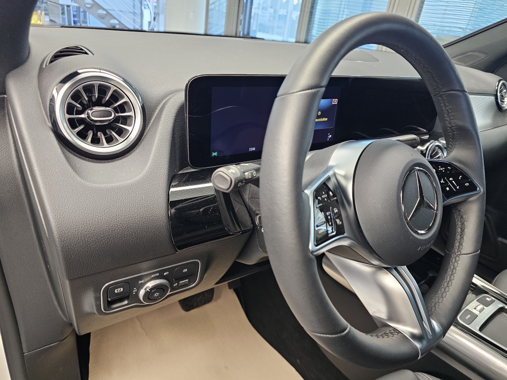 Mercedes-Benz EQA 250+ bei Hoffmann Automobile in Wolfsburg kaufen und sofort mitnehmen - Bild 28