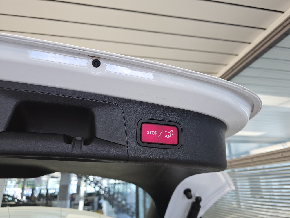 Mercedes-Benz EQA 250+ bei Hoffmann Automobile in Wolfsburg kaufen und sofort mitnehmen - Bild 3