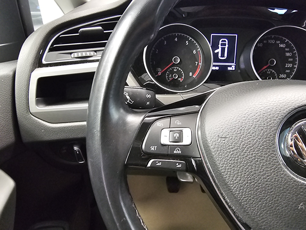 VW Touran bei Hoffmann Automobile in Wolfsburg kaufen und sofort mitnehmen - Bild 13