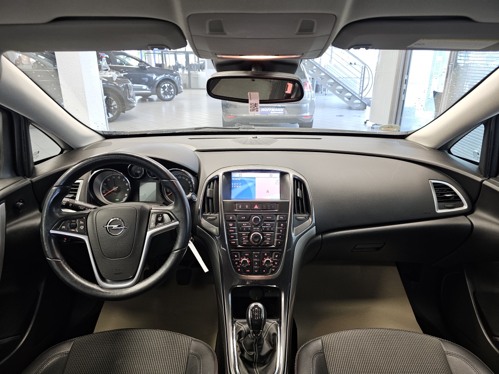 Opel Astra bei Hoffmann Automobile in Wolfsburg kaufen und sofort mitnehmen - Bild 5