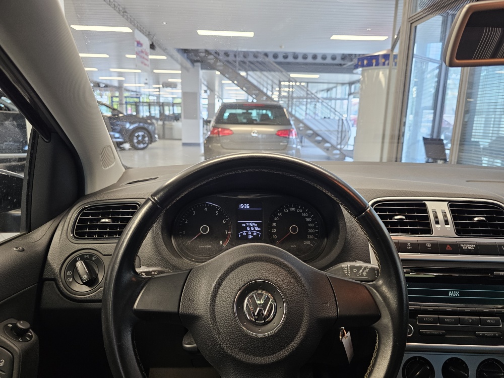 VW Polo bei Hoffmann Automobile in Wolfsburg kaufen und sofort mitnehmen - Bild 14
