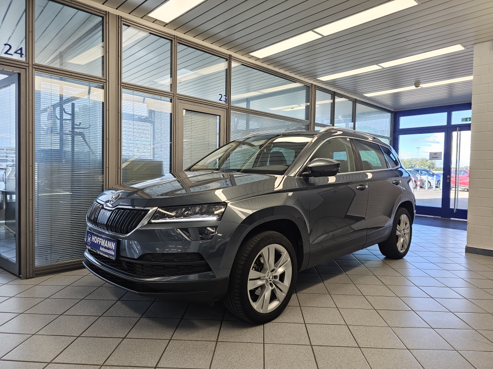 Skoda Karoq bei Hoffmann Automobile in Wolfsburg kaufen und sofort mitnehmen - Bild 1