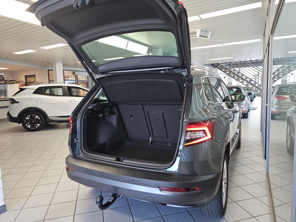 Skoda Karoq bei Hoffmann Automobile in Wolfsburg kaufen und sofort mitnehmen - Bild 2