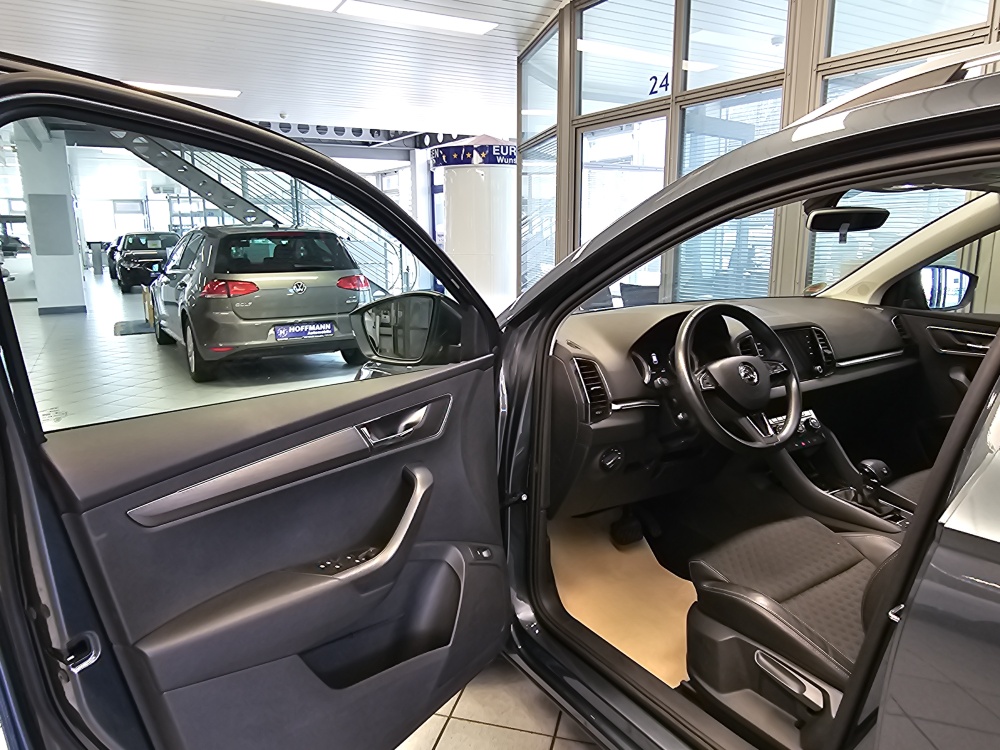 Skoda Karoq bei Hoffmann Automobile in Wolfsburg kaufen und sofort mitnehmen - Bild 26