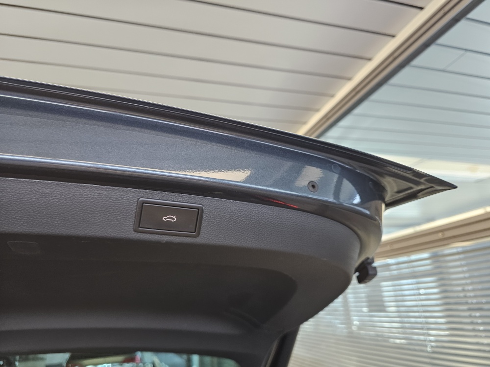 Skoda Karoq bei Hoffmann Automobile in Wolfsburg kaufen und sofort mitnehmen - Bild 3