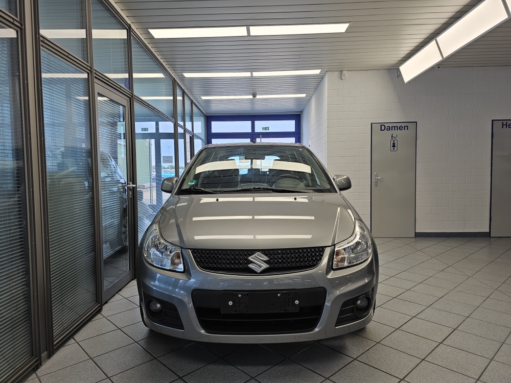 Suzuki SX4 bei Hoffmann Automobile in Wolfsburg kaufen und sofort mitnehmen - Bild 19