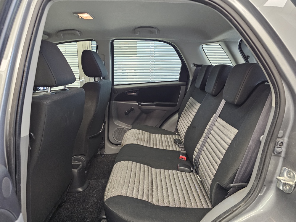 Suzuki SX4 bei Hoffmann Automobile in Wolfsburg kaufen und sofort mitnehmen - Bild 6