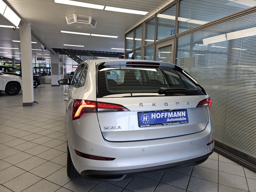 Skoda Scala bei Hoffmann Automobile in Wolfsburg kaufen und sofort mitnehmen - Bild 3