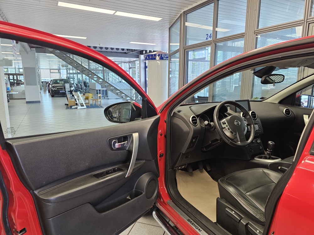 Nissan Qashqai bei Hoffmann Automobile in Wolfsburg kaufen und sofort mitnehmen - Bild 22