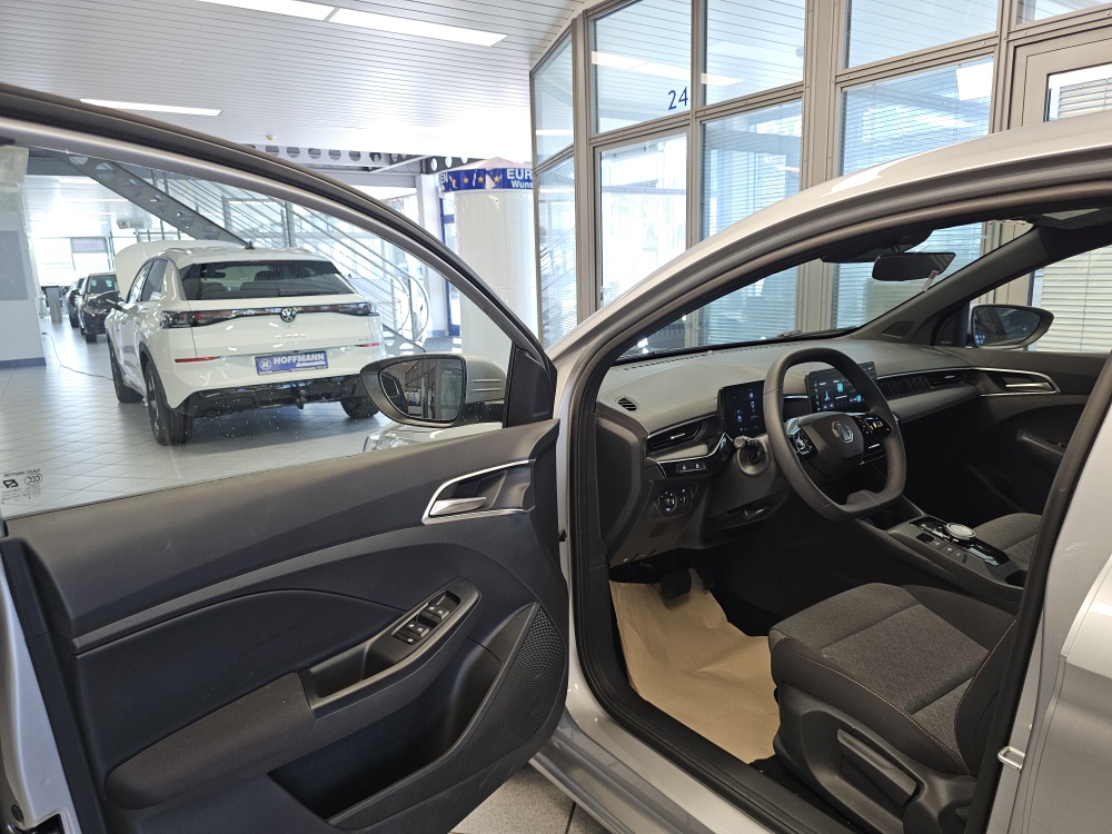 MG MG3 bei Hoffmann Automobile in Wolfsburg kaufen und sofort mitnehmen - Bild 24