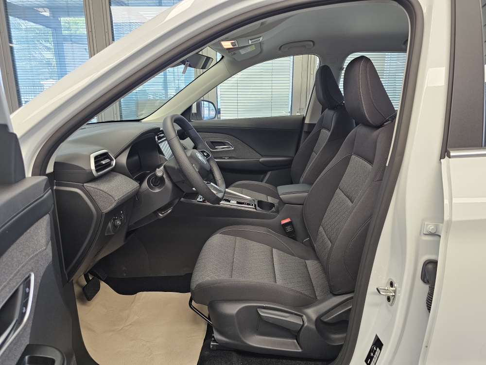 MG ZS bei Hoffmann Automobile in Wolfsburg kaufen und sofort mitnehmen - Bild 25