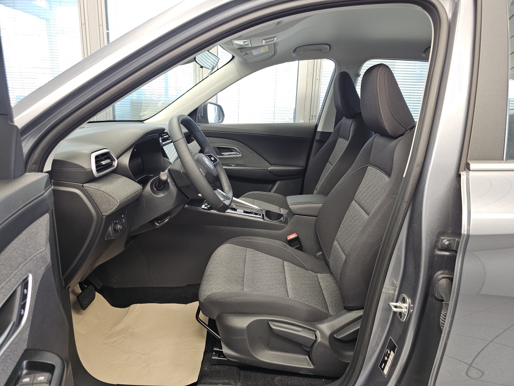 MG ZS bei Hoffmann Automobile in Wolfsburg kaufen und sofort mitnehmen - Bild 23