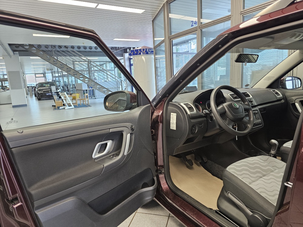 Skoda Fabia Combi bei Hoffmann Automobile in Wolfsburg kaufen und sofort mitnehmen - Bild 14