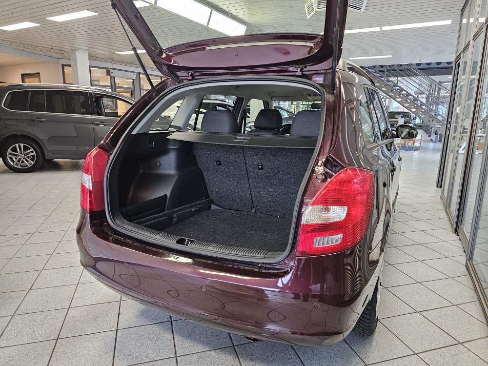 Skoda Fabia Combi bei Hoffmann Automobile in Wolfsburg kaufen und sofort mitnehmen - Bild 2