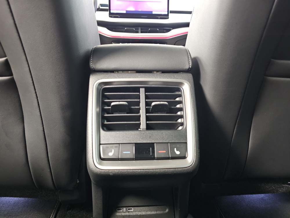 Skoda Enyaq bei Hoffmann Automobile in Wolfsburg kaufen und sofort mitnehmen - Bild 11