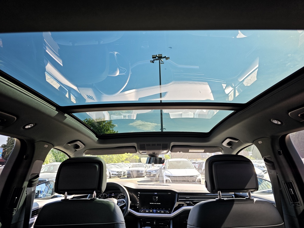 VW Touareg  bei Hoffmann Automobile in Wolfsburg kaufen und sofort mitnehmen - Bild 7
