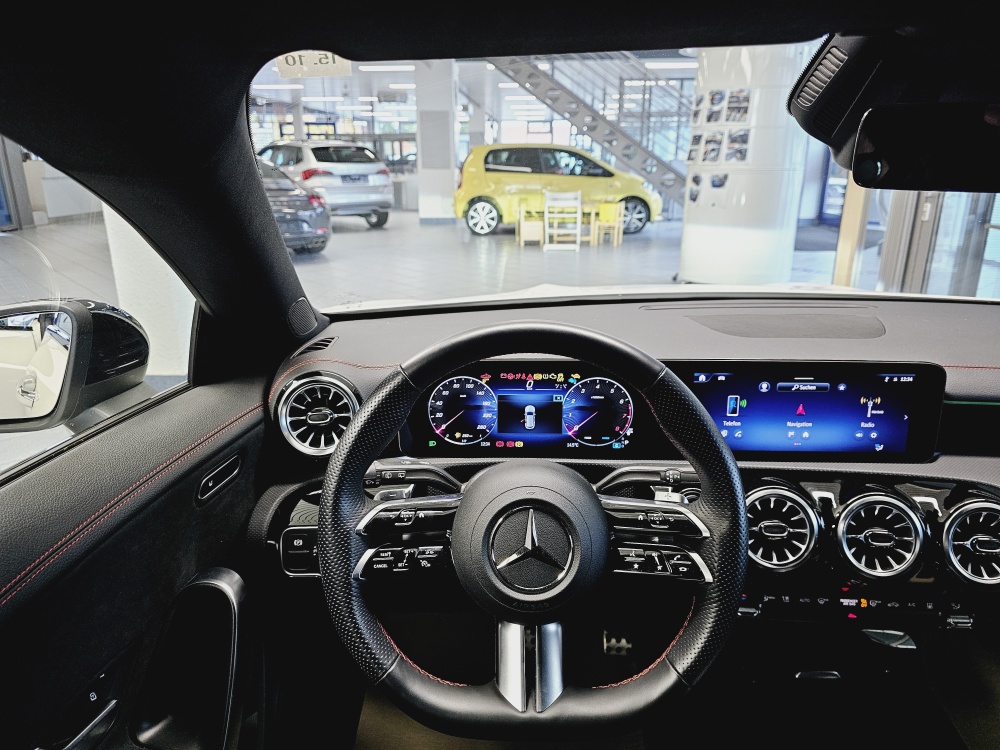 Mercedes-Benz CLA 250 Shooting Brake  bei Hoffmann Automobile in Wolfsburg kaufen und sofort mitnehmen - Bild 12